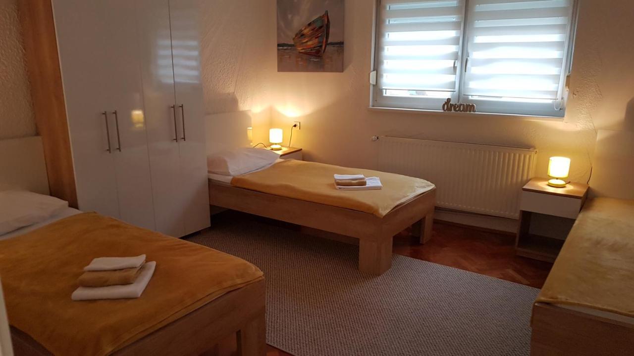 Apartment Inosijek- Feels Like *